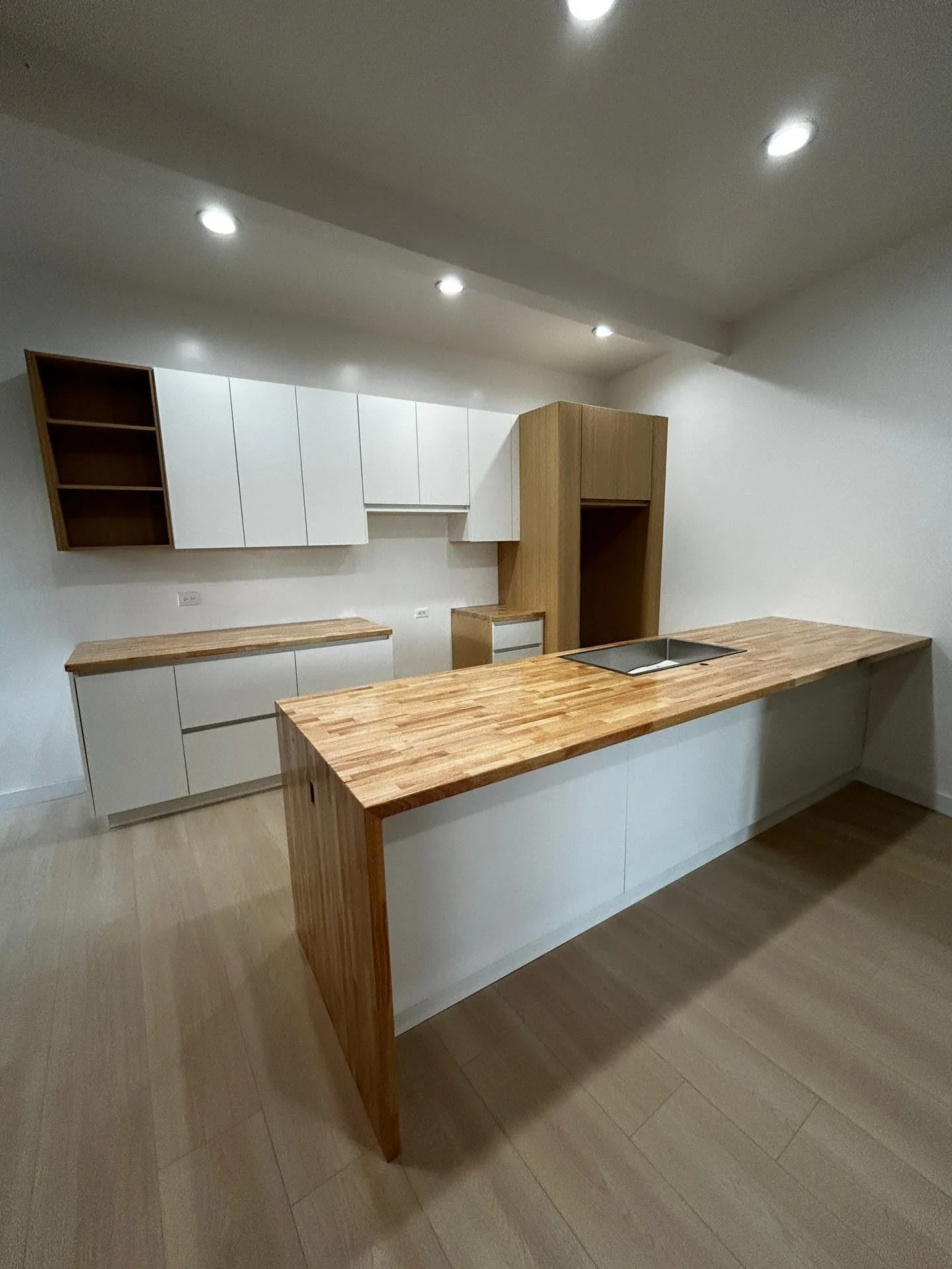 Cocina Lisa Moderna — cocina integral a medida fabricada en Tijuana